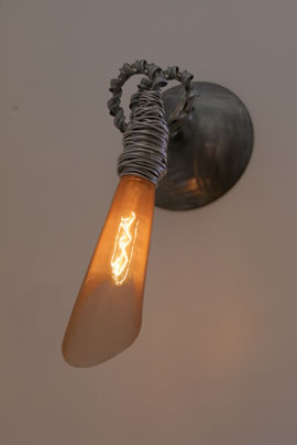 Dekorative Wandleuchte und Deckenleuchten.